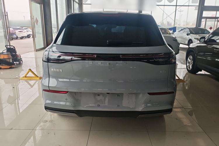 Used Geely Galaxy E5 2024 440km Launch Edition
