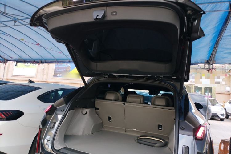 Used Lynk & Co 08 EM-P 2025 120km Long-Range Halo Trunk