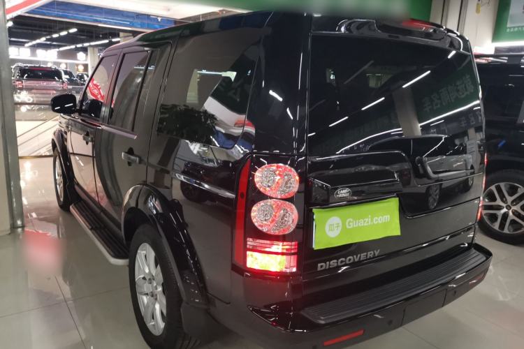 Used Land Rover Discovery 2015 3.0 SC V6 SE Rear Left 45 Deg