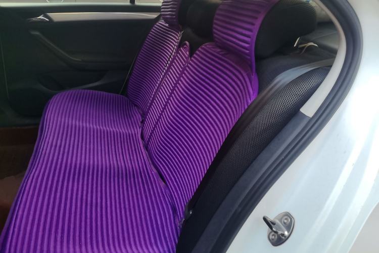 Used Volkswagen Jetta 2013 1.4L Manual Comfort Model
