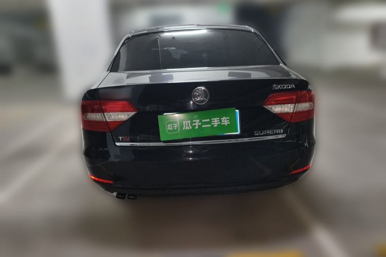 Used Skoda Superb 2013 1.8TSI Automatic Yashi Edition Rear