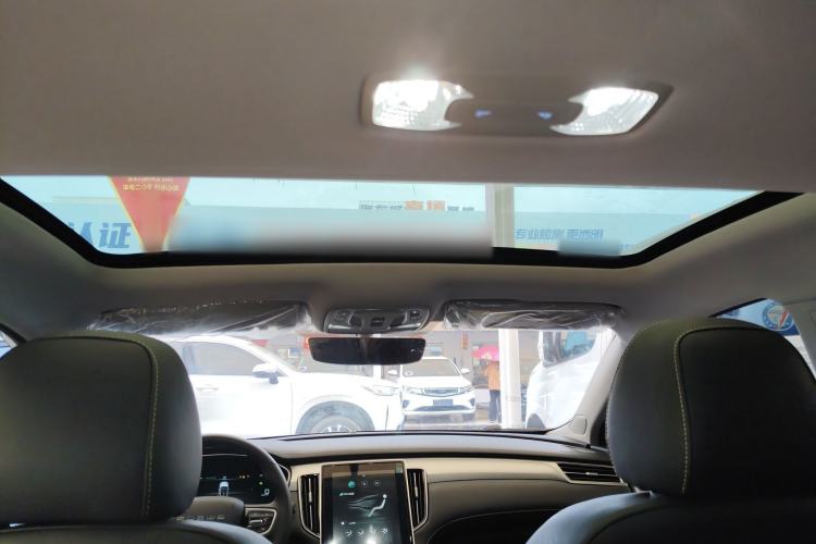 Used Roewe i6 MAX New Energy 2023 EV 420 Skyroof Special Edition
