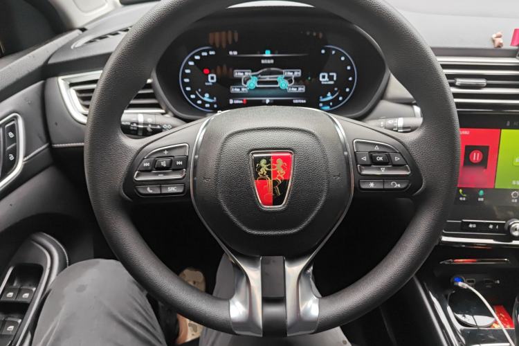 Used Roewe i5 2020 1.5L Automatic 4G Connect Luxury Flagship Edition