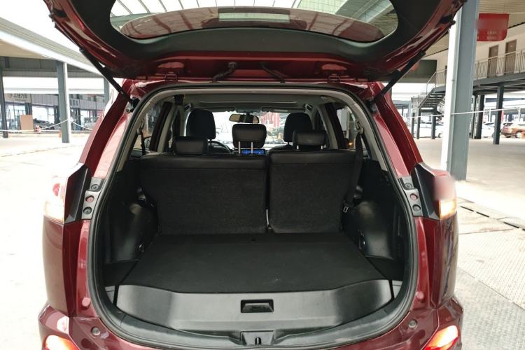 Used Toyota RAV4 2019 2.0L CVT Two-Wheel Drive Pioneer Edition China V Standard