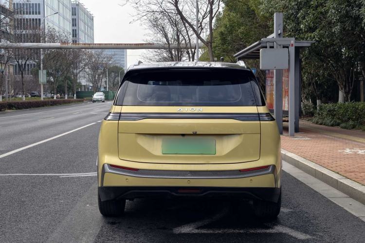 Used AION Y 2023 Plus 510 Smart Edition