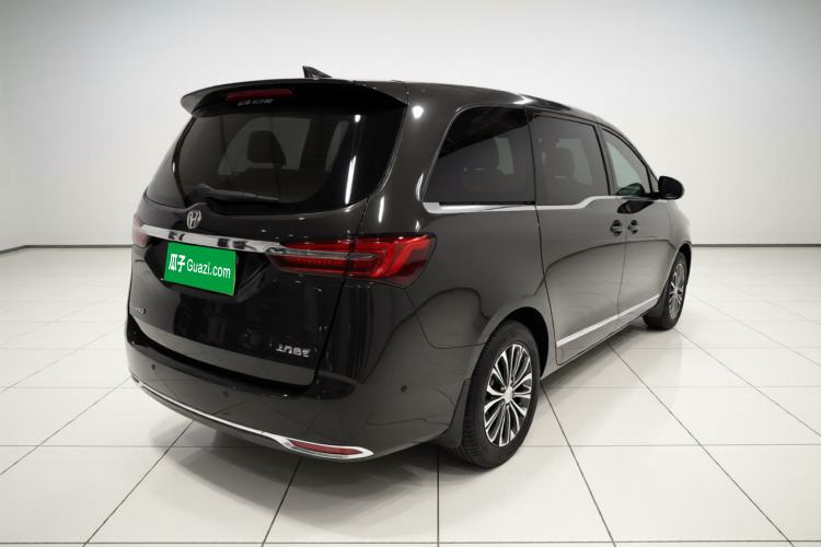 Used Buick GL8 2021 Land Cruiser Executive 652T Premium Model
