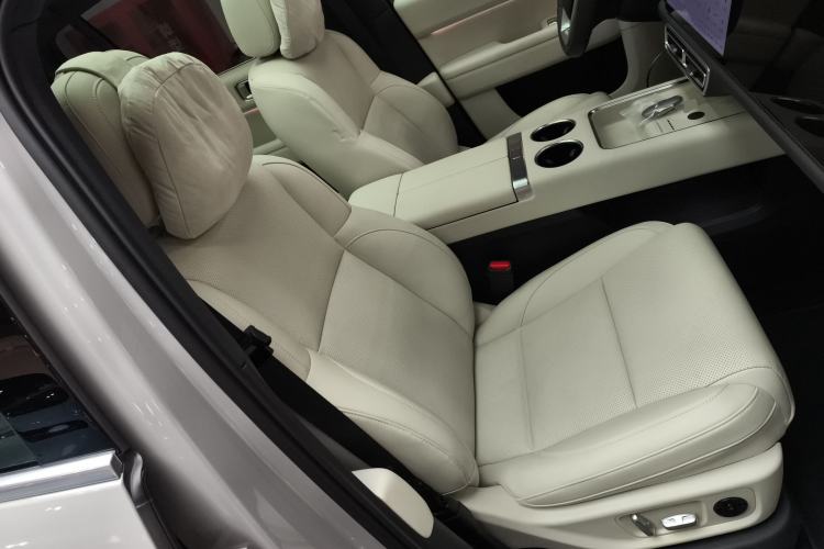 Used Li Auto L6 2025 Pro Smart Refresh Edition