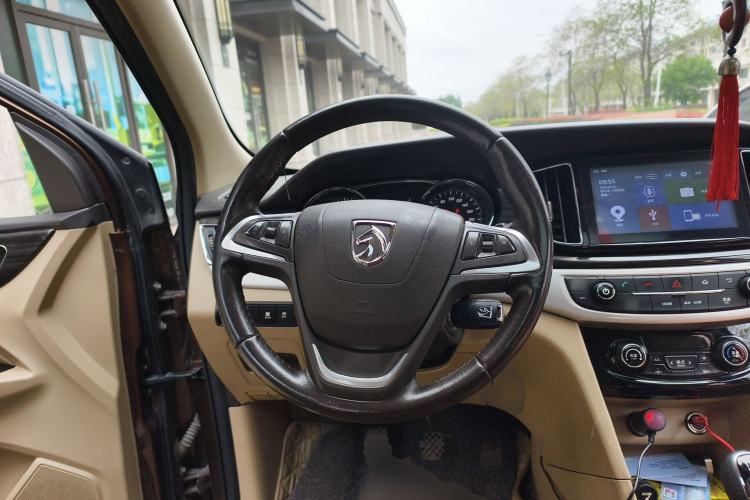 Used Baojun 730 2016 1.5L Manual Luxury Edition 7 Seats