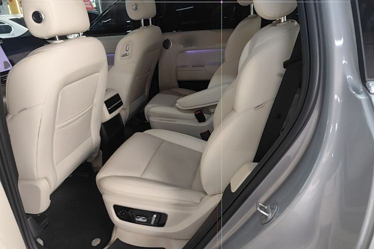 Used Li Auto L8 2023 Pro Model
