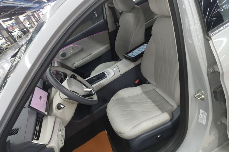 Used Chery Fengyun A8L 2025 1.5 TGDI 145 km Luxury Version