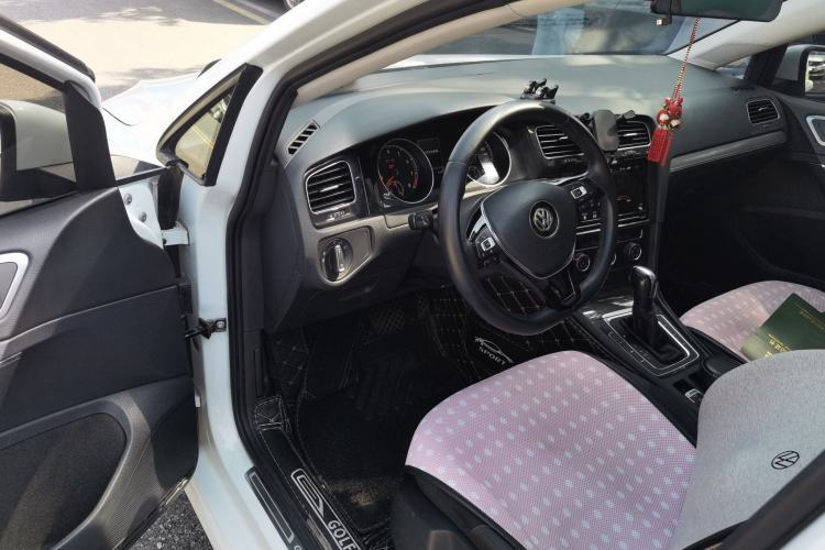 Used Volkswagen Golf 2019 1.6L Automatic Comfort Model China V Standard
