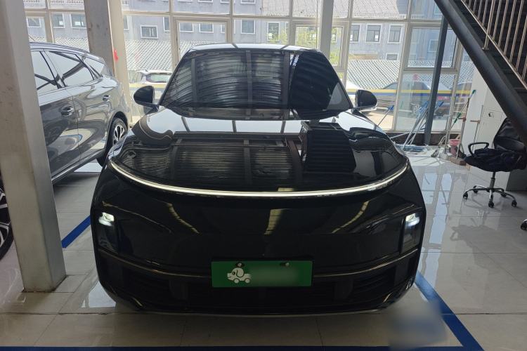 Used Li Auto L8 2023 Pro Model Front