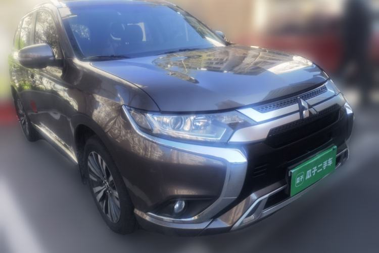 Used Mitsubishi Outlander 2021 2.0L Two-Wheel Drive Comfort Edition 5 Seats
