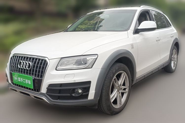 Used Audi Q5 2017 Plus 40 TFSI Technology Model