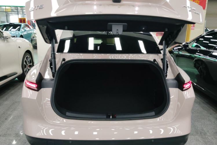 Used Nio ET5 2022 75 kWh