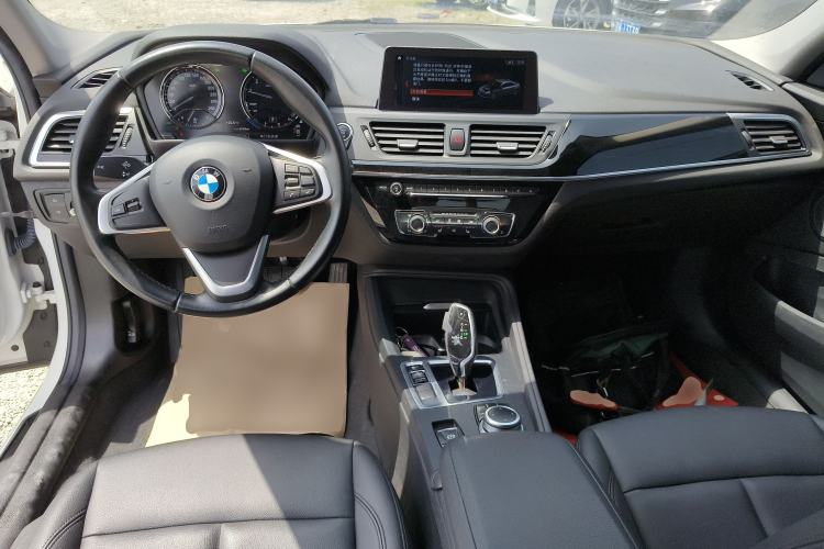 Used BMW 1 Series 2019 118i Fashion Model Center Console
