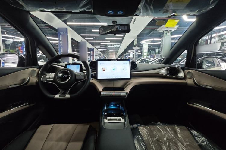 Used BYD Dolphin 2025 420km Free Edition Interior 4