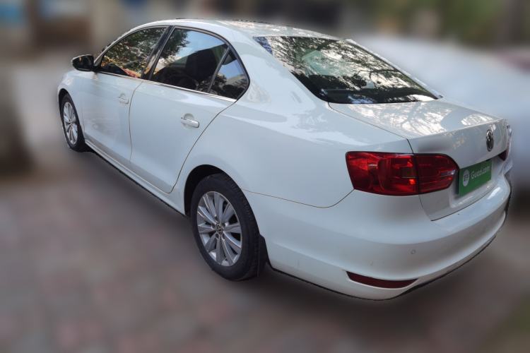 Used Volkswagen Sagitar 2014 1.6L Manual Comfort Model
