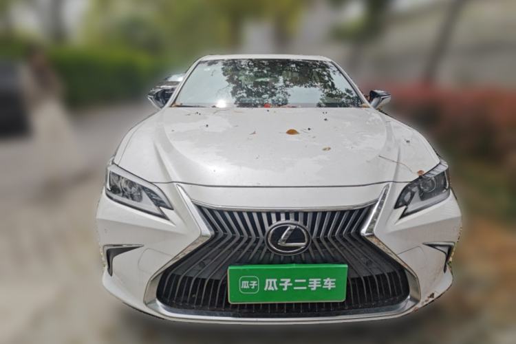 Used Lexus ES 2020 200 Excellence Edition Front
