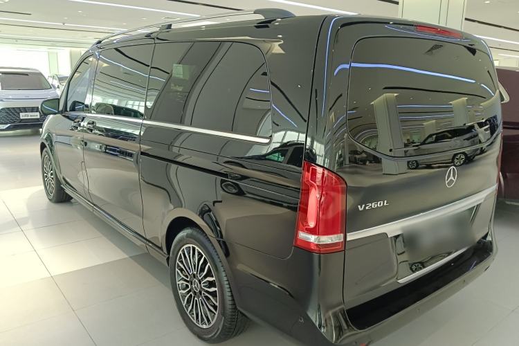 Used Mercedes-Benz V-Class 2017 V 260 L Prestige Extended Edition