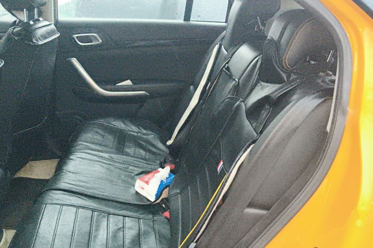 Used Dongfeng Aeolus AX4 2017 1.6L DCT Trendy Style Left Rear Seat