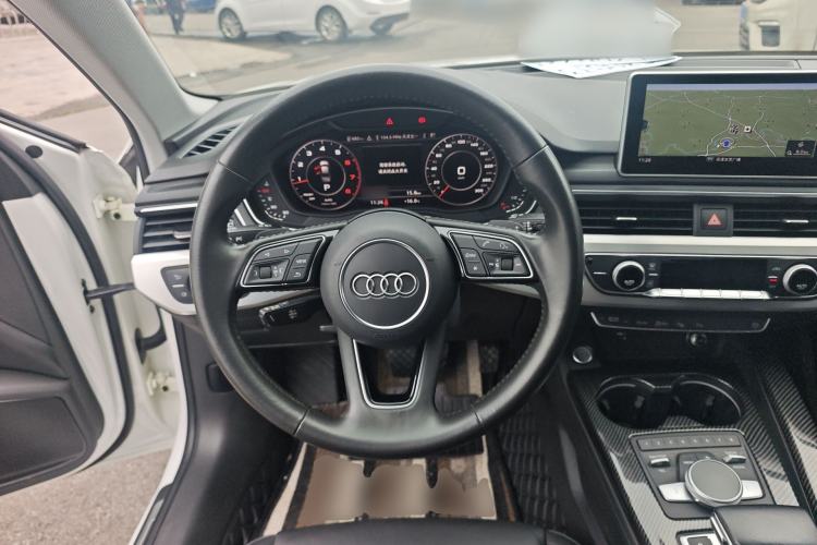 Used Audi A4L 2019 40 TFSI Fashion Edition China VI Emission Standard