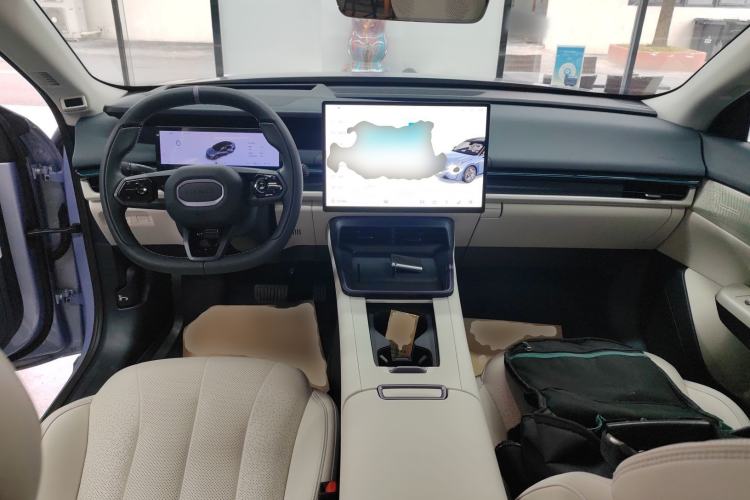 Used Lynk & Co 07 2024 EM-P 126 Long-Range Intelligent Driving Ultra
