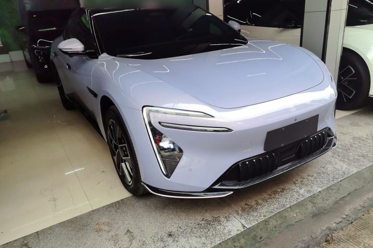 Used Avatr 06 2025 Max All-Electric Version