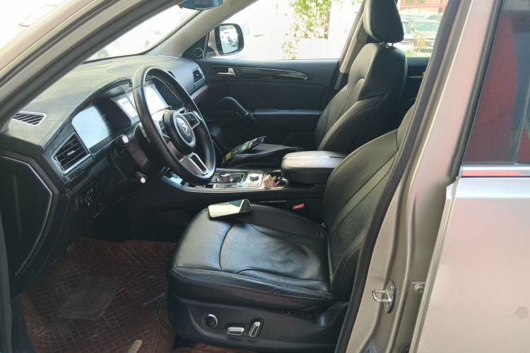 Used Zotye T600 2016 Sport Edition 2.0T DCT Prestige Model Left Front Seat