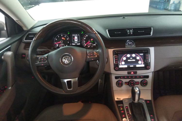 Used Volkswagen Magotan 2015 1.8TSI Prestige Model