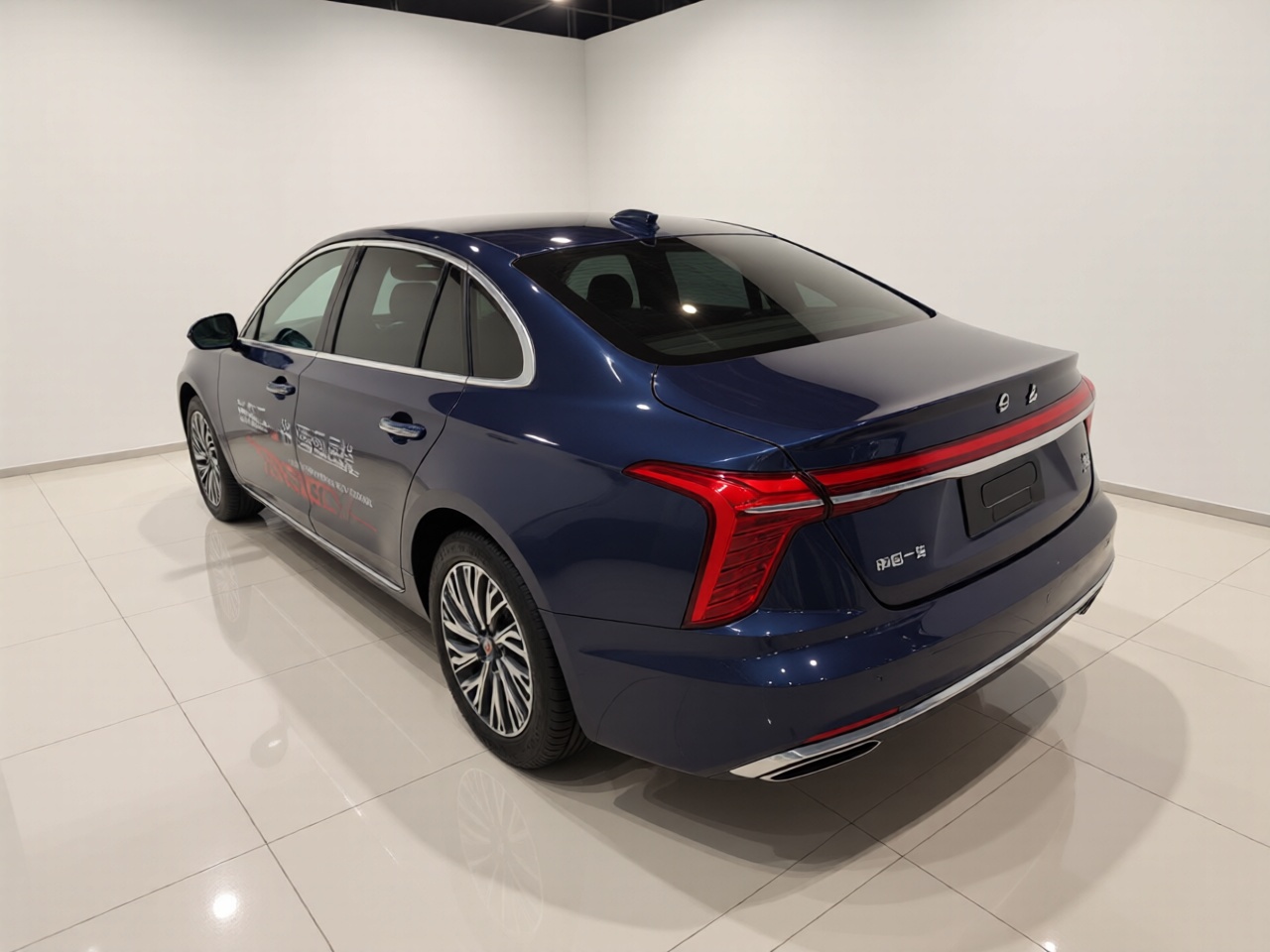 Hongqi H5 2024 2.0T Automatic Smart Connect Flagship Edition - Chinese Trim Ling — снимка 4