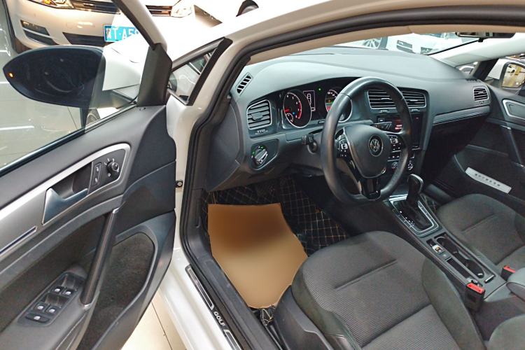 Used Volkswagen Golf 2019 1.6L Automatic Comfort Model China V Standard
