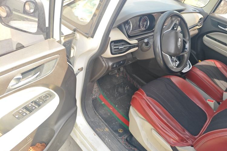 Used GAC Trumpchi M6 2019 270T Automatic Elite Edition (7-seater) China V Standard Driver Seat