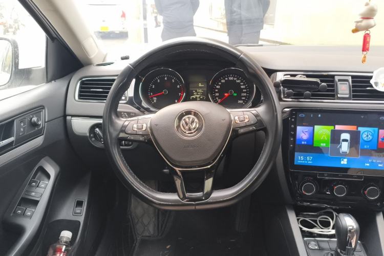 Used Volkswagen Sagitar 2017 1.6L Automatic Comfort Model
