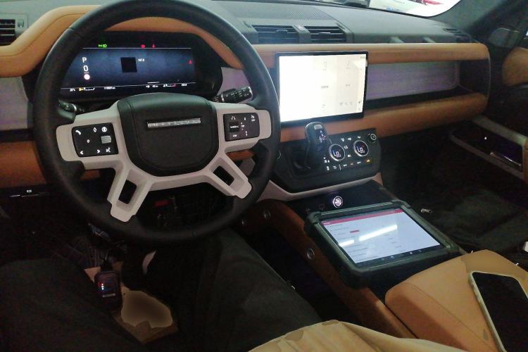 Used Land Rover Defender 2024 110 3.0T P400 X-DYNAMIC HSE