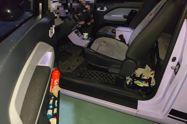 Used Chery New Energy QQ Ice Cream 2022 170km Sundae Phosphate Lithium-Ion Driver Seat