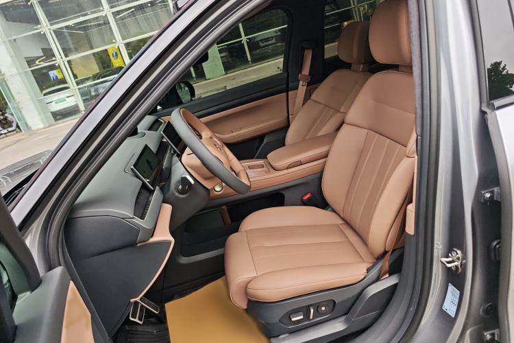 Used Nio ES8 2024 100kWh Left Front Seat