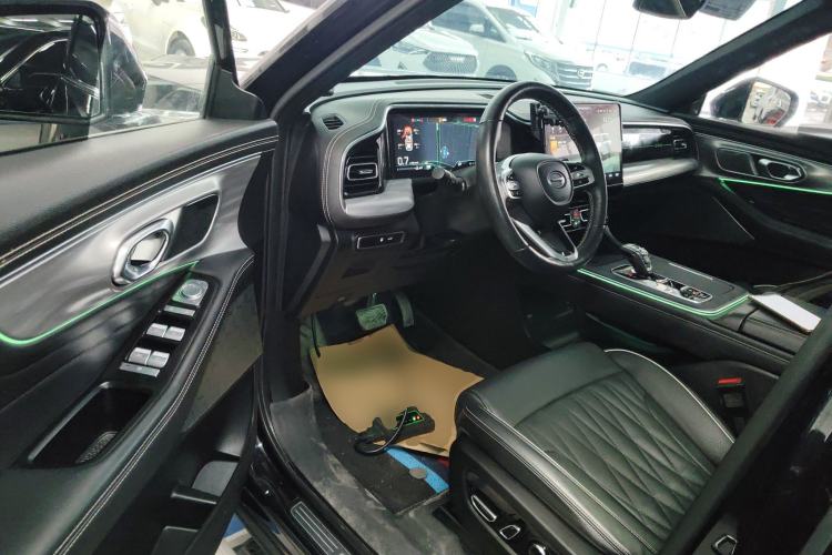 Used GAC Trumpchi GS8 2022 Flagship Series 2.0 TGDI Two-Wheel-Drive Prestige Edition (7 Seats)
