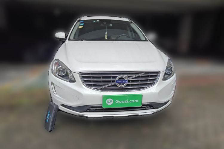 Used Volvo XC60 2017 T5 AWD Smart Upgrade Edition Front