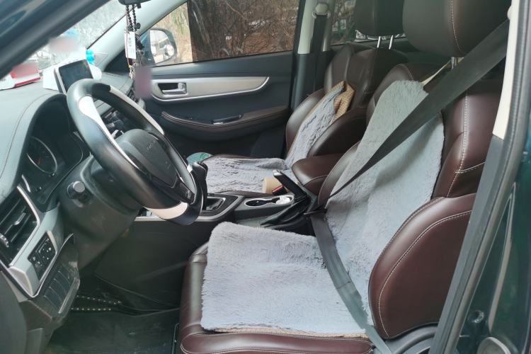 Used FORTHING T5 2023 Grand Edition 1.6L Manual Dream Version Five Seats
