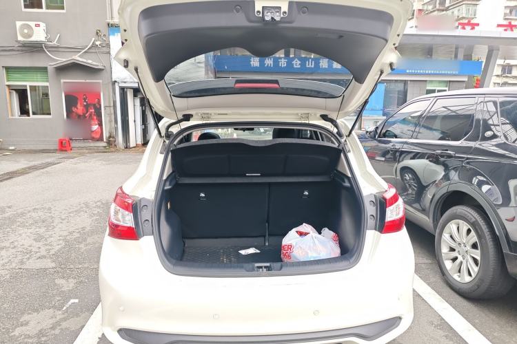 Used Nissan Tiida 2021 1.6L CVT Smart Drive Edition Trunk