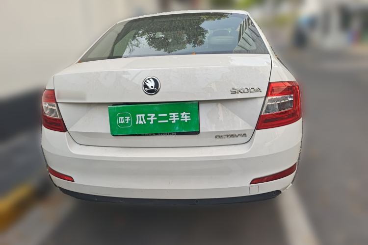 Used Skoda Octavia 2015 1.6L Manual Yijie Edition