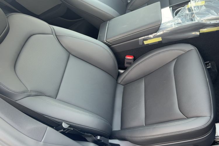 Used Tesla Model Y 2026 Rear-Drive Model