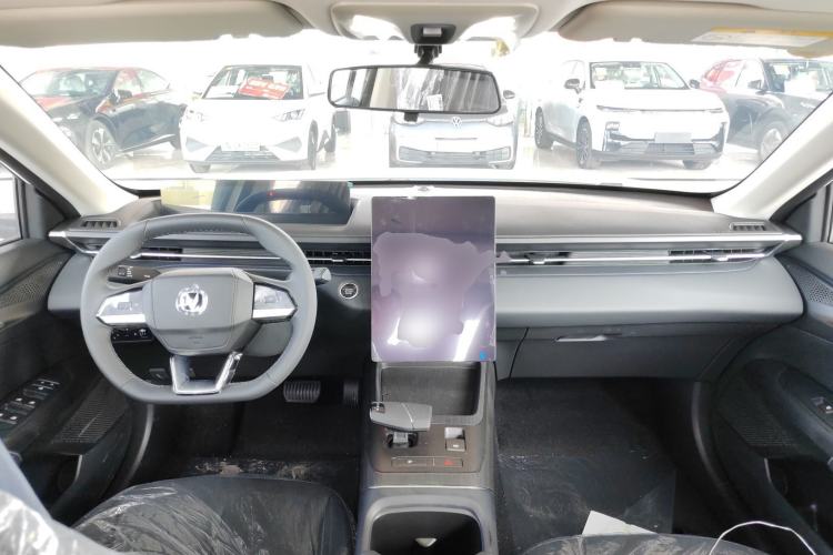 Used CHANGAN Eado 2025 Blue Whale 1.5T 500Bar Prestige Model
