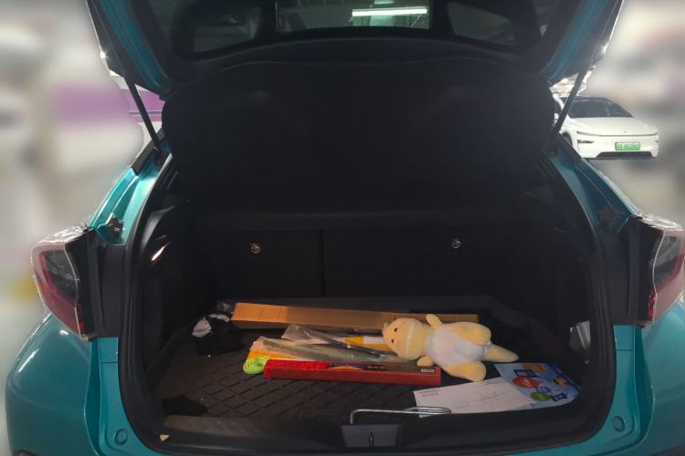 Used Toyota C-HR 2018 2.0L Leading Edition China V-standard
