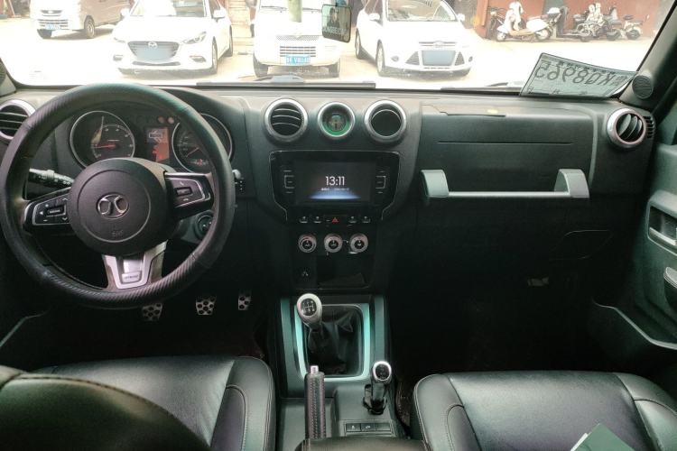 Used BAIC Off-Road BJ40 2016 40L 2.0T Manual All-Wheel Drive Prestige Edition
