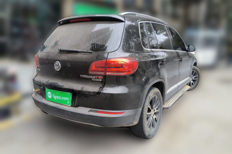 Used Volkswagen Tiguan 2013 2.0 TSI Automatic All-Wheel Drive Luxury Edition Rear Right 45 Deg