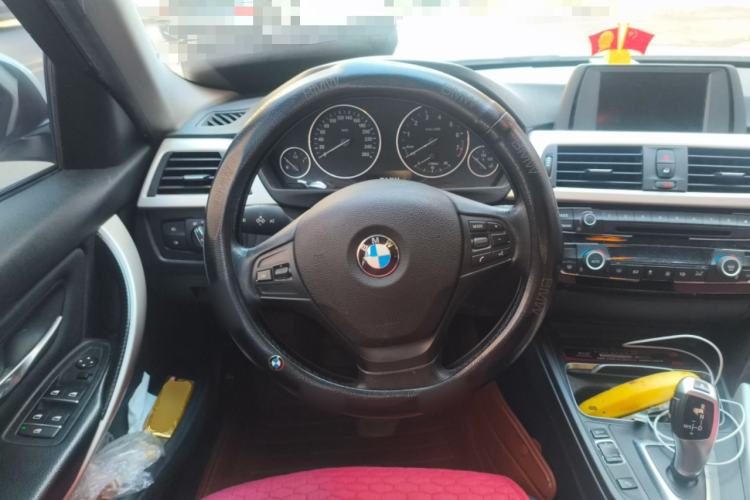Used BMW 3 Series 2016 316i Fashion Model
