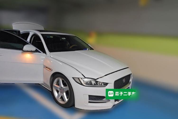 Used Jaguar XE 2015 2.0T 240 PS R-Sport
