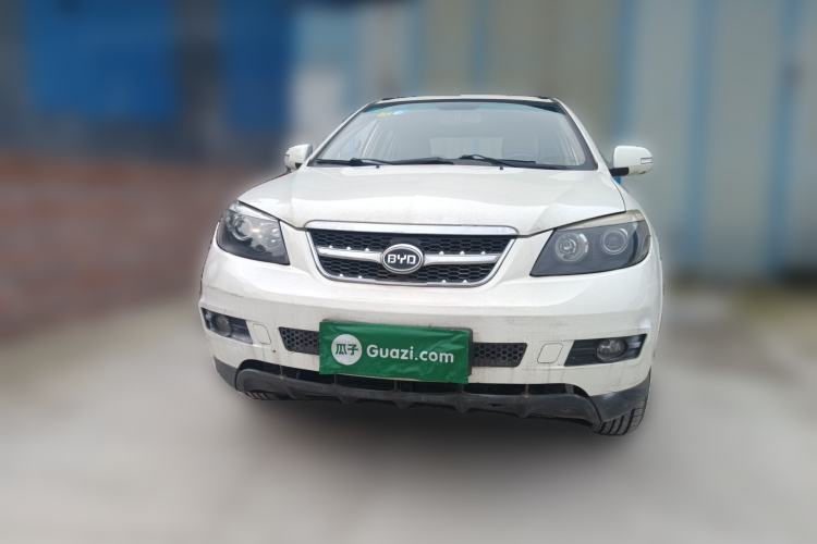 Used BYD S6 2014 2.0L Manual Luxury 5-Seater